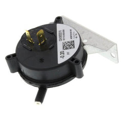 York S1-02436052018 Pressure Switch Control Air 0.20 Inch Water Column On Fall Single Pole Normally Open for Downflow/Horizontal Gas Furnaces-90% | Midwest Supply Us