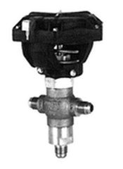 Siemens Building Technology 658-0051 1/2" Line Size, 2.5 Cv, Sequence, Equal Percentage, Two Inlets and One Outlet | Midwest Supply Us