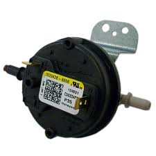 TRANE PARTS SWT03221 Switch; Pressure 28 Va Pilot Duty 24 Vac 125 Va Pilot Duty 120 Vac. 1/10 Hp 3 Fla 18 Lra 24 Vac. Open At -1.36 Wc Close At -1.55 Wc | Midwest Supply Us