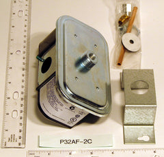 JOHNSON P32AF-2C SENSITIVE DIFF PRES CTL; DIFF AIR PRESSURE SWITCH; SPDT; .05/5"WC; .025 SENS ADJ S.P.; W/SCALE;"U"BR | Midwest Supply Us