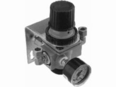 Johnson Controls A-4000-138 REGULATOR; PRESSURE 3/8"; W/BRACKET; GAUGE & SAFETY RELIEF VALVE  | Midwest Supply Us