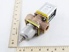 JOHNSON V246GC1-001C 3/4" NPT. D.A. 2 Way Pressure Actuated Water Regulating Valve For High Pressure Refrigerants 200-400 PSI  | Midwest Supply Us