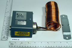 JOHNSON A70HA-1C TWO CIRCUIT TEMP CONTROL; 15/55F; DIFF 5 FIXED; 1NO/1NC MAIN OPEN LOW; 1/8 X 20' BULB;  | Midwest Supply Us